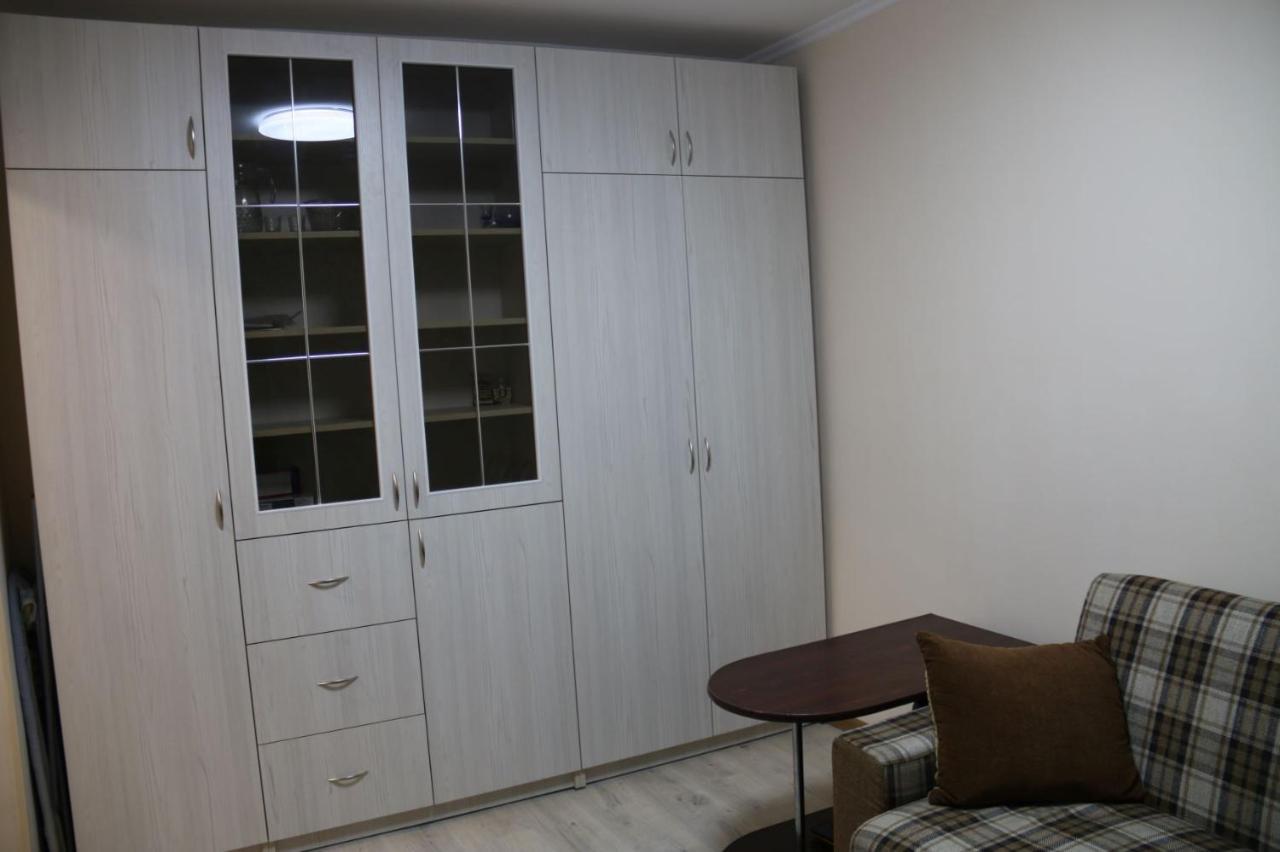 Смарт-Квартира На Юності Vinnytsia Exteriör bild